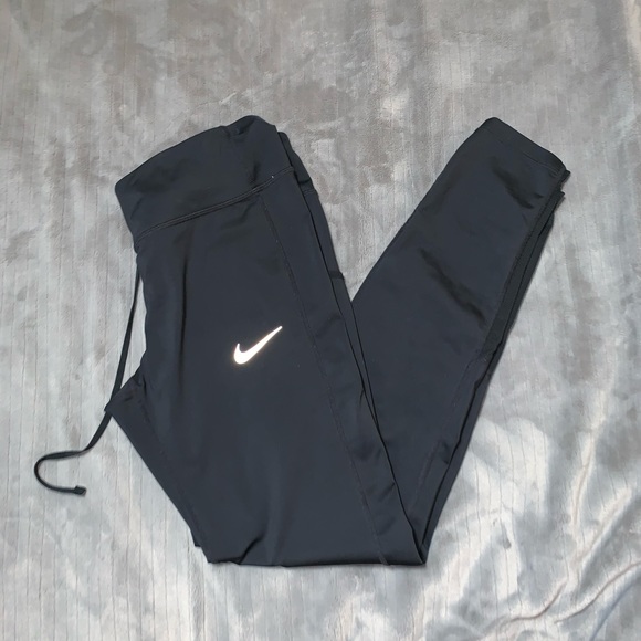 Nike Pants - Nike Drifit workout leggings